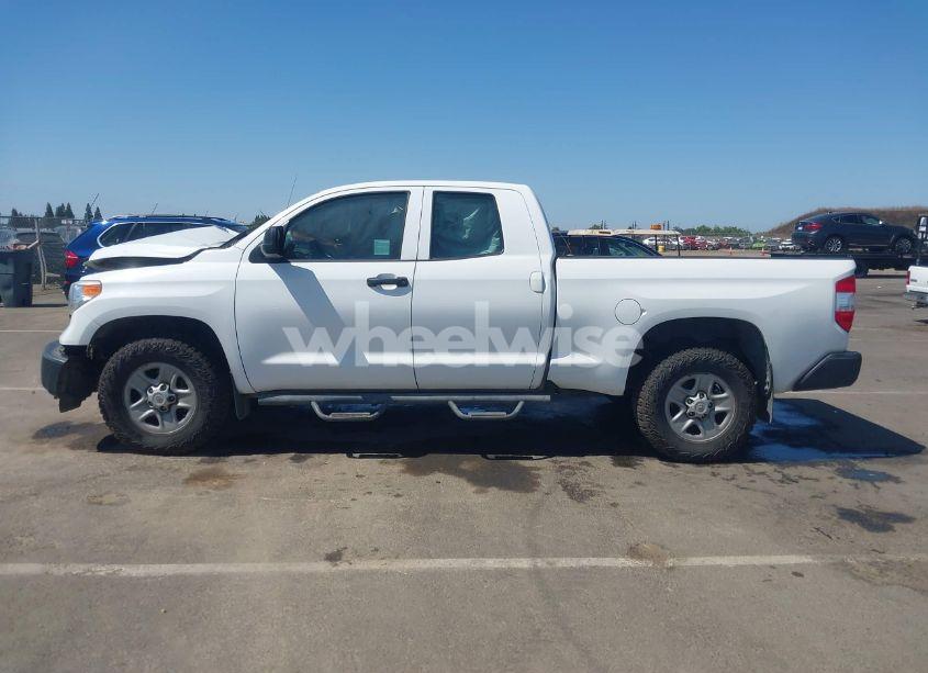 Photo 14 of 2017 Toyota Tundra SR 4.6L V8 (VIN 5TFUM5F16HX074447)