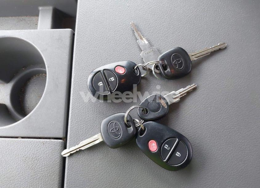 Photo 11 of 2012 Toyota Tundra GRADE 4.6L V8 (VIN 5TFUM5F17CX036041)