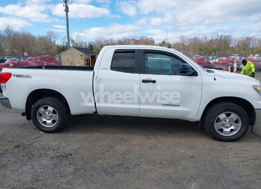 Photo 13 of 2013 Toyota Tundra GRADE 4.6L V8 (VIN 5TFUM5F17DX045310)