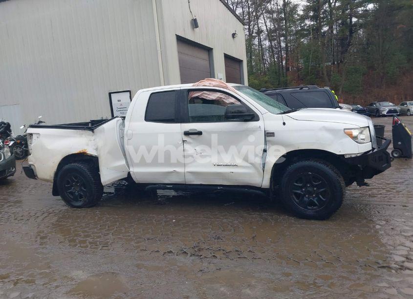 Photo 13 of 2010 Toyota Tundra GRADE 4.6L V8 (VIN 5TFUM5F18AX004390)