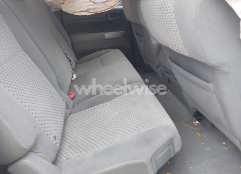 Photo 8 of 2010 Toyota Tundra GRADE 4.6L V8 (VIN 5TFUM5F18AX004390)