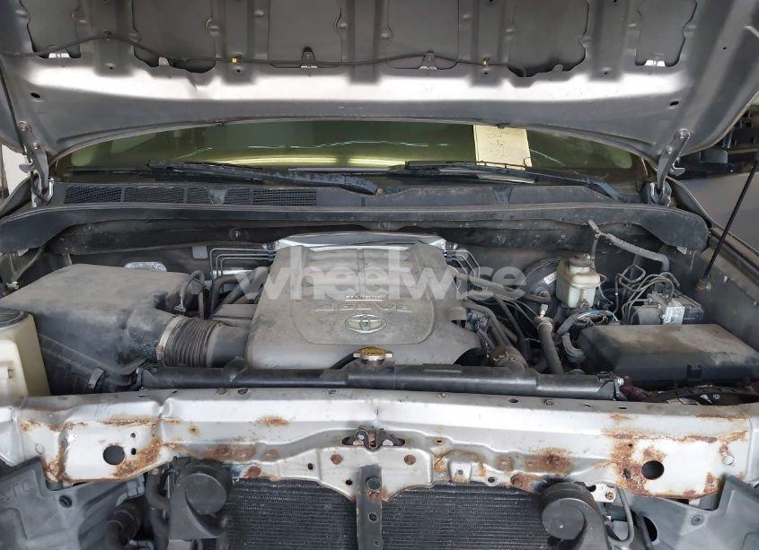 Photo 10 of 2010 Toyota Tundra GRADE 4.6L V8 (VIN 5TFUM5F18AX005636)