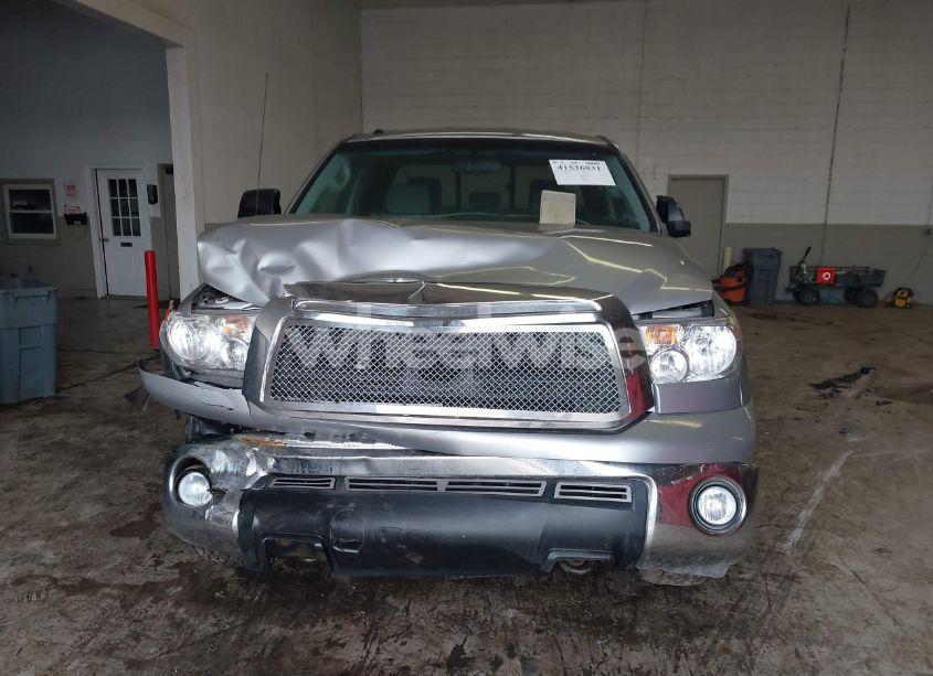 Photo 12 of 2010 Toyota Tundra GRADE 4.6L V8 (VIN 5TFUM5F18AX005636)
