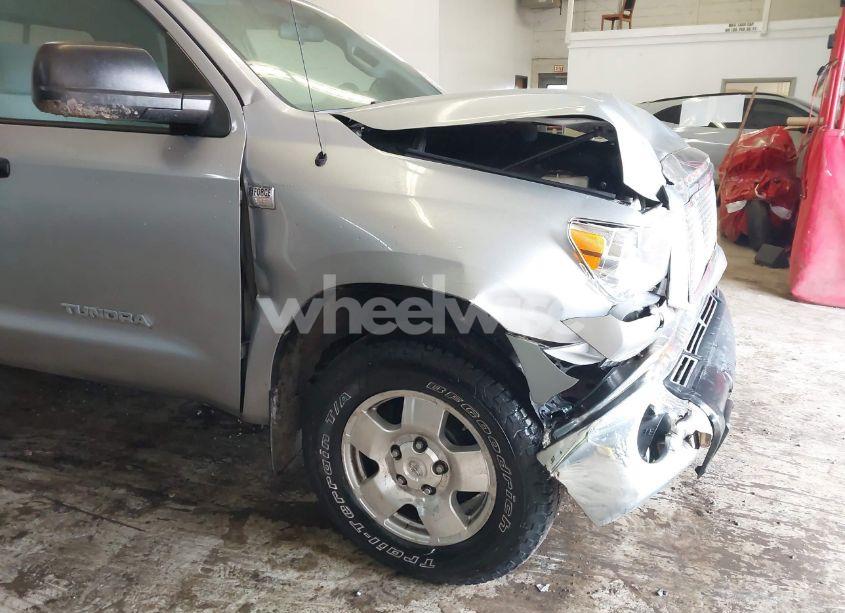 Photo 17 of 2010 Toyota Tundra GRADE 4.6L V8 (VIN 5TFUM5F18AX005636)