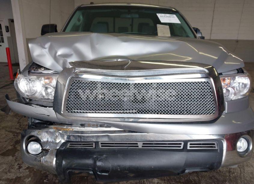 Photo 6 of 2010 Toyota Tundra GRADE 4.6L V8 (VIN 5TFUM5F18AX005636)