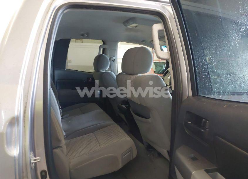 Photo 8 of 2010 Toyota Tundra GRADE 4.6L V8 (VIN 5TFUM5F18AX005636)