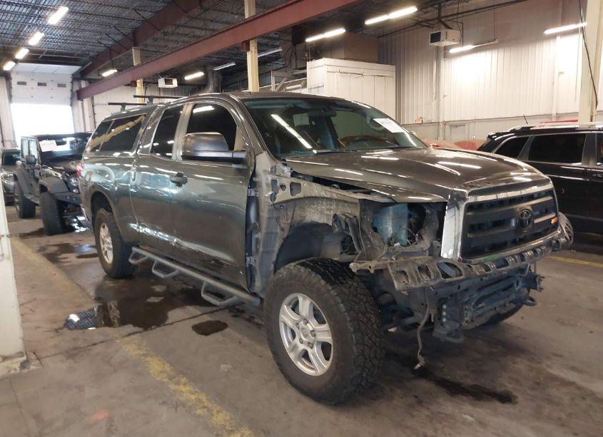 2012 Toyota Tundra GRADE 4.6L V8 (VIN 5TFUM5F18CX032015) main photo