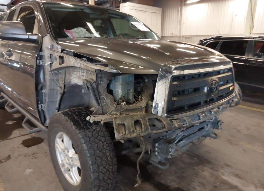 Photo 19 of 2012 Toyota Tundra GRADE 4.6L V8 (VIN 5TFUM5F18CX032015)