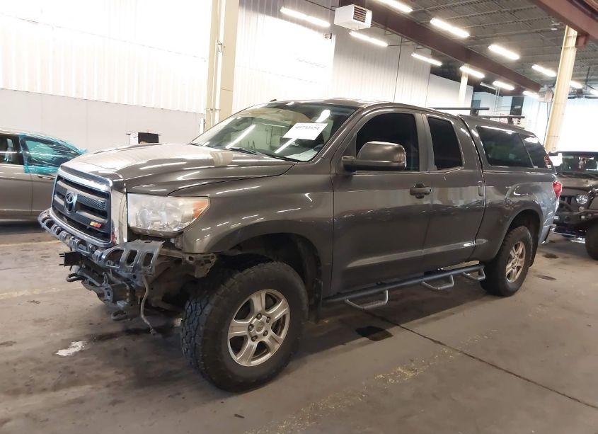 Photo 2 of 2012 Toyota Tundra GRADE 4.6L V8 (VIN 5TFUM5F18CX032015)