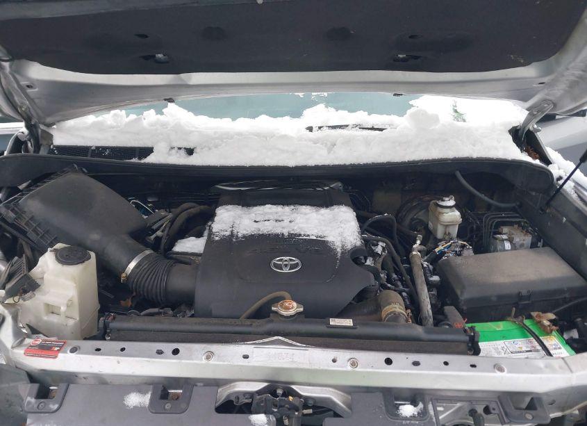 Photo 10 of 2018 Toyota Tundra SR5 4.6L V8 (VIN 5TFUM5F18JX077971)