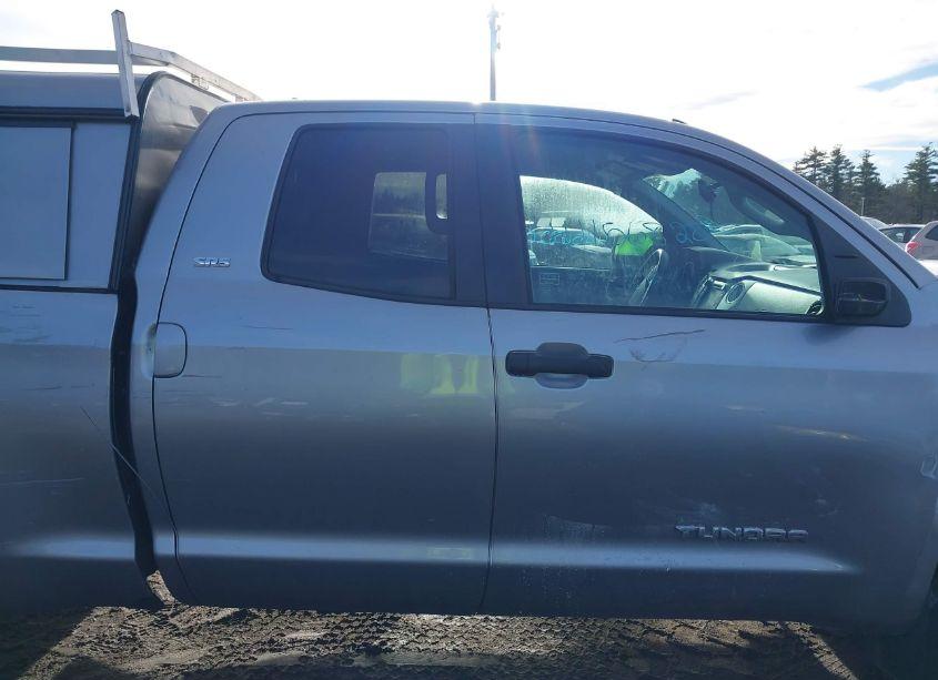 Photo 13 of 2018 Toyota Tundra SR5 4.6L V8 (VIN 5TFUM5F18JX077971)