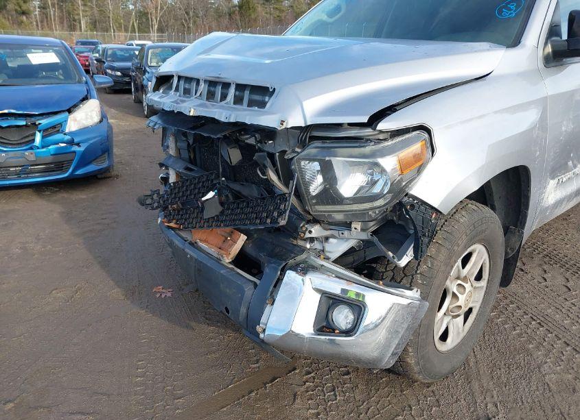 Photo 19 of 2018 Toyota Tundra SR5 4.6L V8 (VIN 5TFUM5F18JX077971)