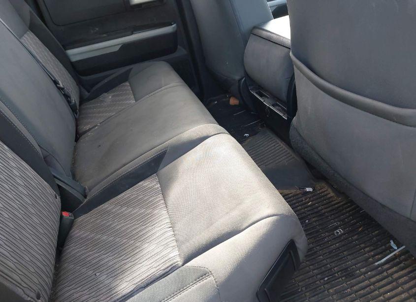 Photo 8 of 2018 Toyota Tundra SR5 4.6L V8 (VIN 5TFUM5F18JX077971)