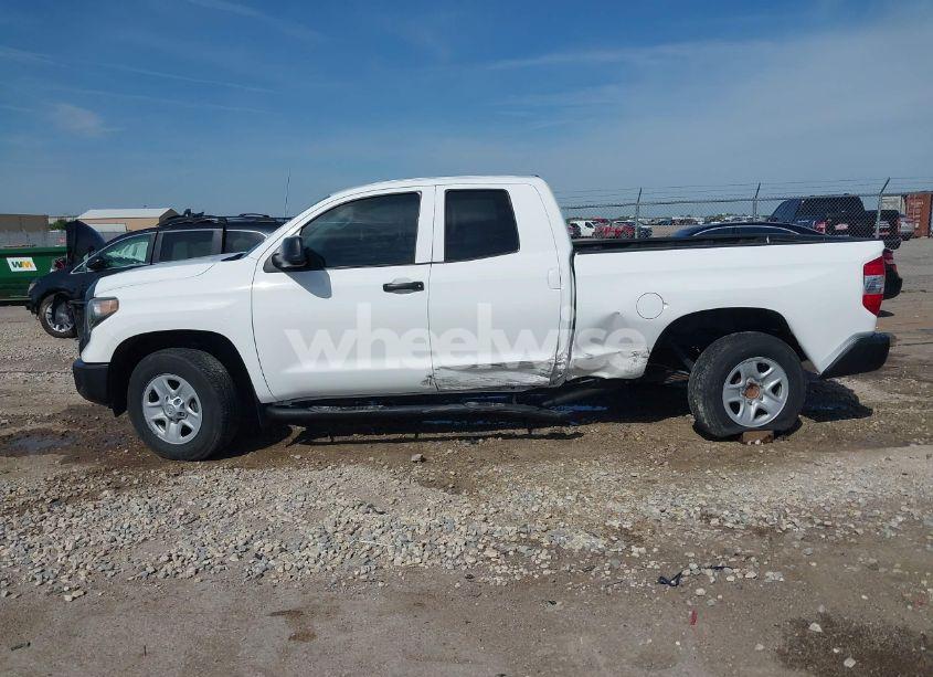 Photo 14 of 2019 Toyota Tundra SR 4.6L V8 (VIN 5TFUM5F18KX081858)
