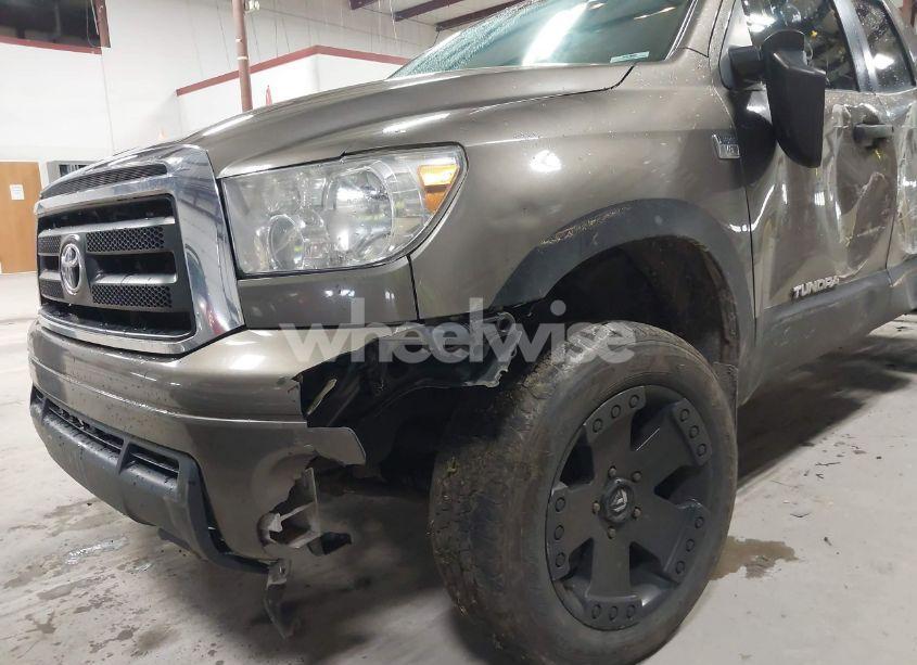 Photo 6 of 2010 Toyota Tundra SR5 4.6L V8 (VIN 5TFUM5F19AX002650)