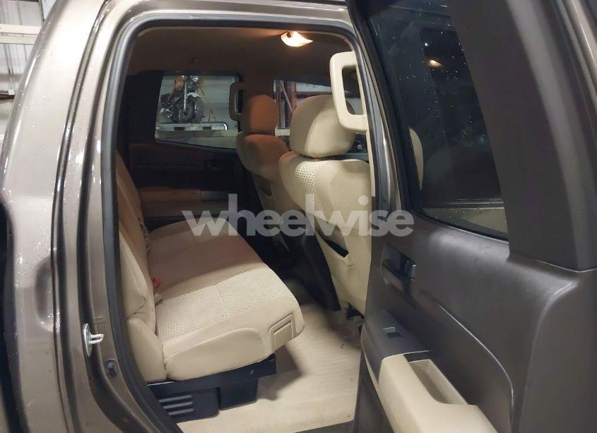 Photo 8 of 2010 Toyota Tundra SR5 4.6L V8 (VIN 5TFUM5F19AX002650)