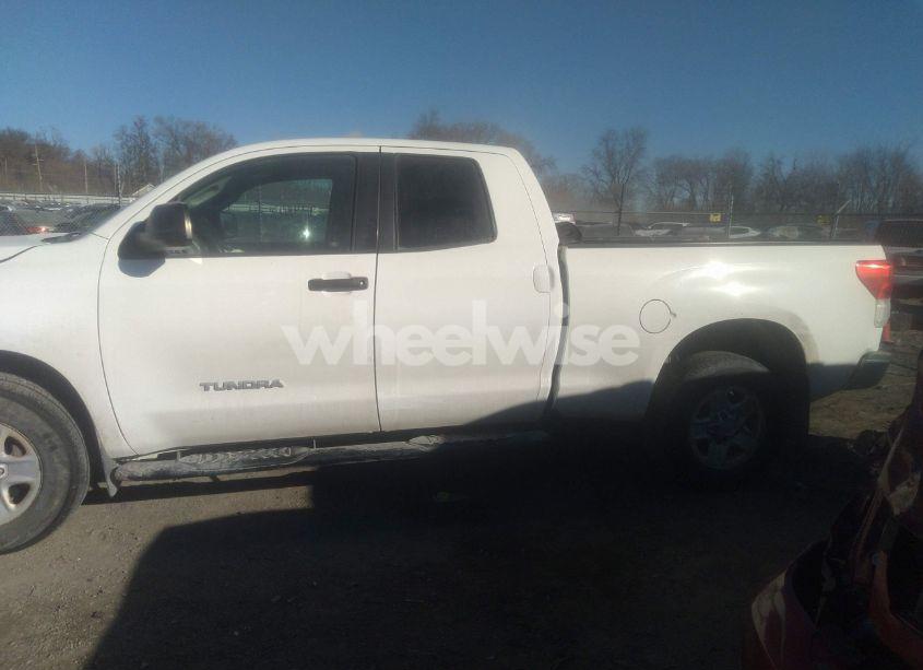 Photo 14 of 2012 Toyota Tundra GRADE 4.6L V8 (VIN 5TFUM5F19CX033108)