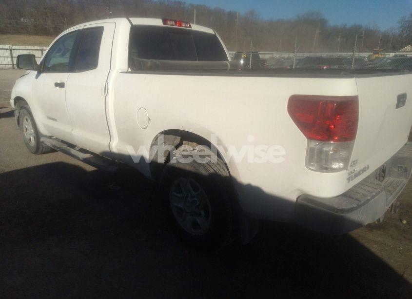 Photo 3 of 2012 Toyota Tundra GRADE 4.6L V8 (VIN 5TFUM5F19CX033108)