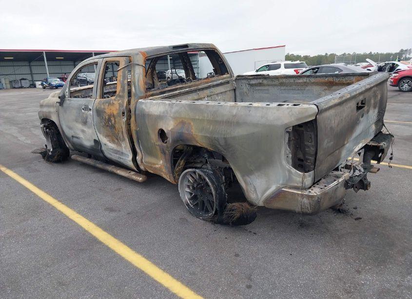 Photo 3 of 2017 Toyota Tundra SR5 4.6L V8 (VIN 5TFUM5F19HX070862)