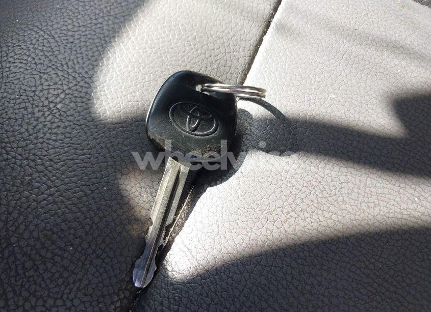 Photo 11 of 2017 Toyota Tundra SR 4.6L V8 (VIN 5TFUM5F19HX072045)