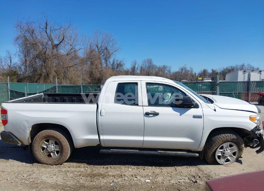 Photo 13 of 2017 Toyota Tundra SR 4.6L V8 (VIN 5TFUM5F19HX072045)