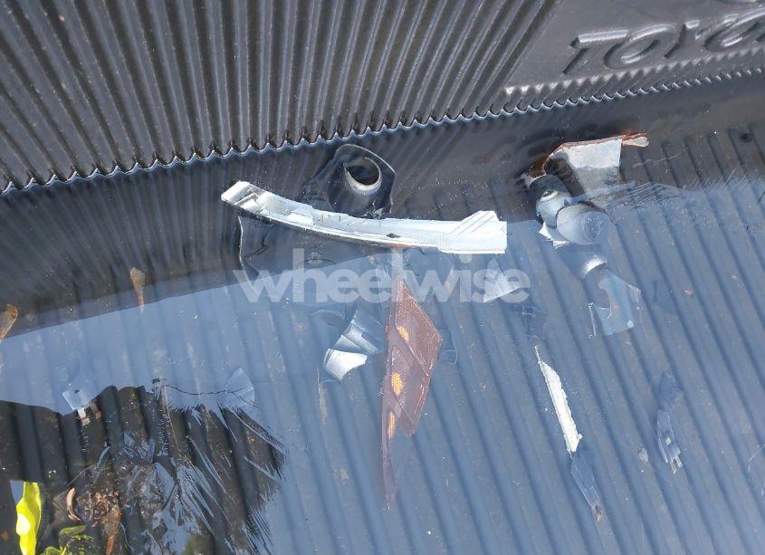 Photo 12 of 2010 Toyota Tundra GRADE 4.6L V8 (VIN 5TFUM5F1XAX005363)