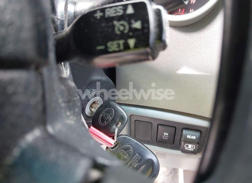 Photo 11 of 2010 Toyota Tundra GRADE 4.6L V8 (VIN 5TFUM5F1XAX007758)