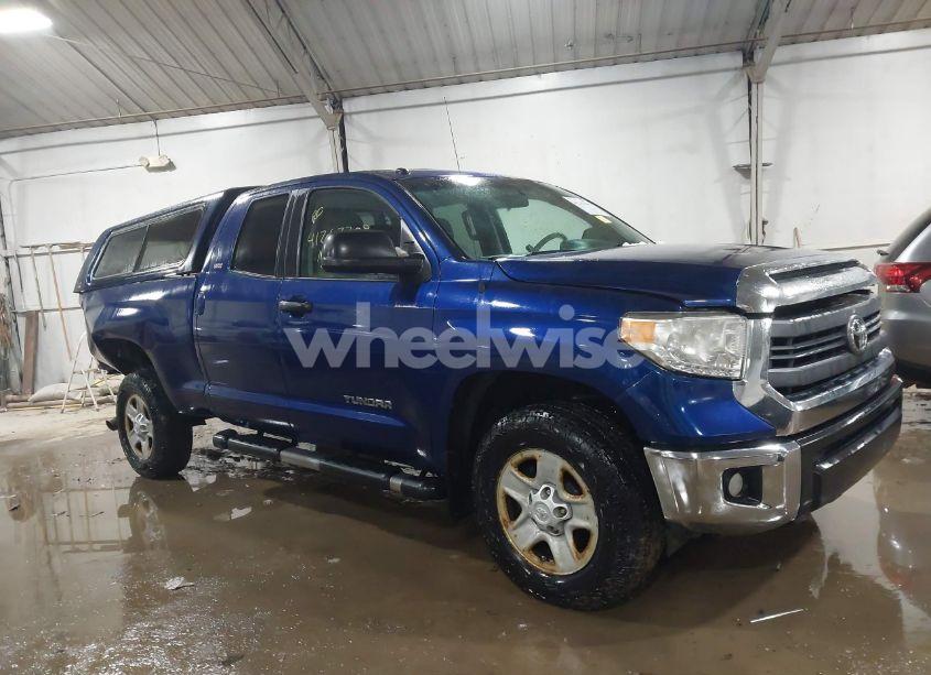 2014 Toyota Tundra DOUBLE CAB SR/DOUBLE CAB SR5 (VIN 5TFUM5F1XEX053533) main photo