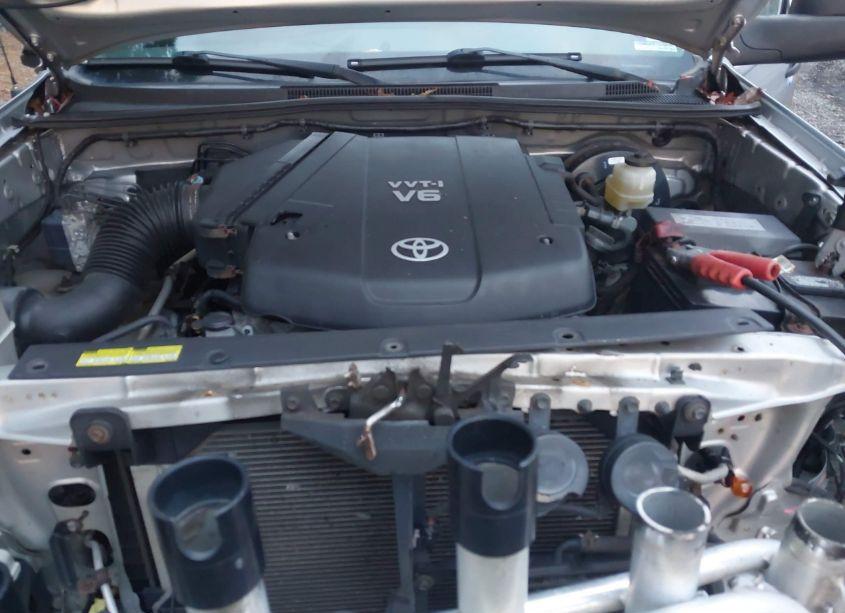 Photo 10 of 2011 Toyota Tacoma BASE V6 (VIN 5TFUU4EN0BX004867)
