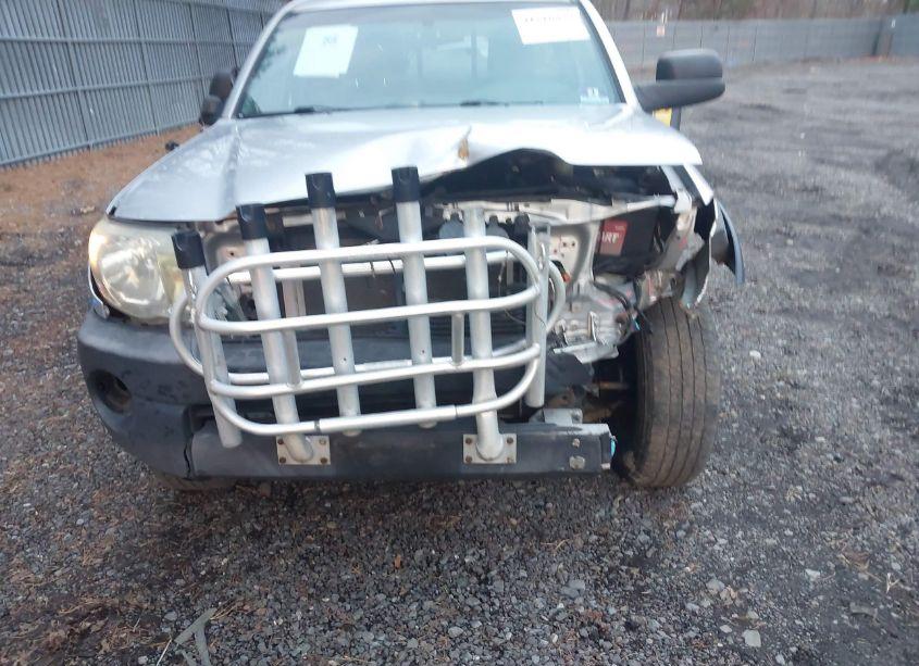 Photo 17 of 2011 Toyota Tacoma BASE V6 (VIN 5TFUU4EN0BX004867)
