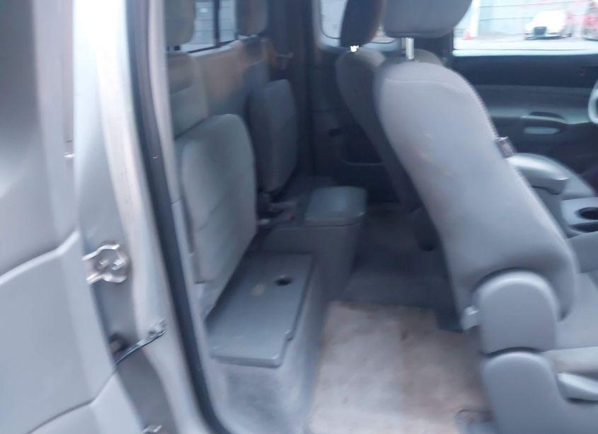 Photo 8 of 2011 Toyota Tacoma BASE V6 (VIN 5TFUU4EN0BX004867)