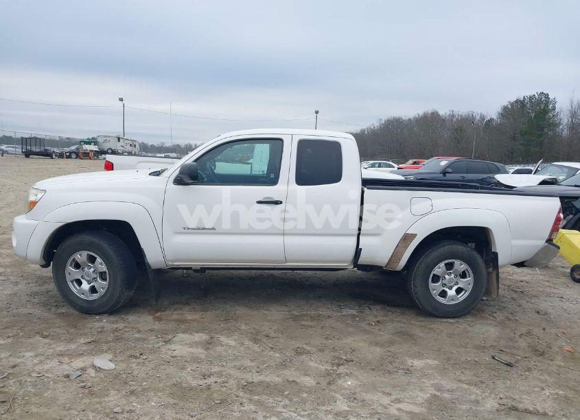 Photo 14 of 2011 Toyota Tacoma ACCESS CAB (VIN 5TFUU4EN1BX017921)