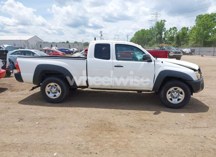 Photo 14 of 2015 Toyota Tacoma BASE V6/TRD PRO (VIN 5TFUU4EN2FX148264)