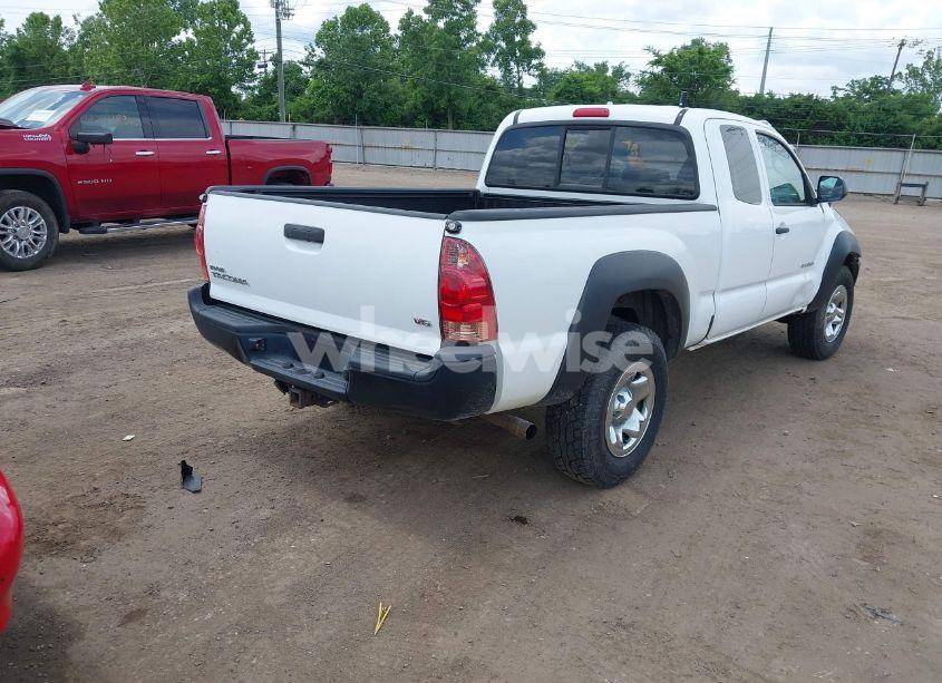 Photo 4 of 2015 Toyota Tacoma BASE V6/TRD PRO (VIN 5TFUU4EN2FX148264)