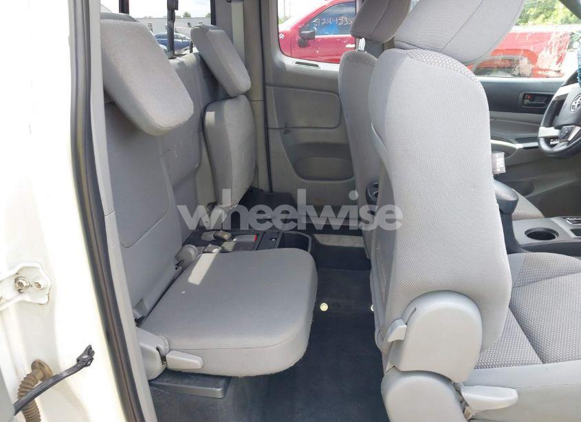 Photo 8 of 2015 Toyota Tacoma BASE V6/TRD PRO (VIN 5TFUU4EN2FX148264)