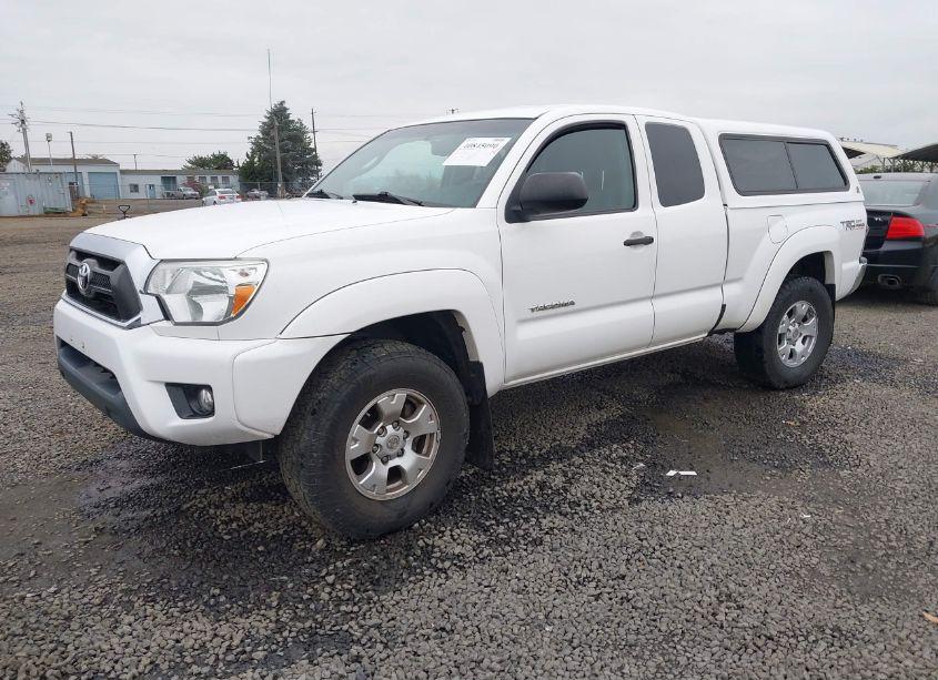 Photo 2 of 2013 Toyota Tacoma (VIN 5TFUU4EN6DX080371)