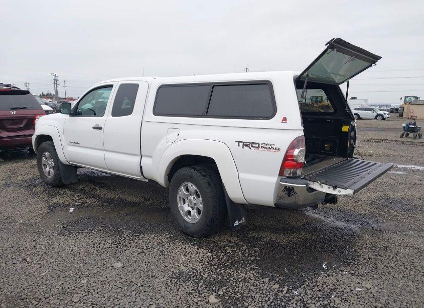 Photo 3 of 2013 Toyota Tacoma (VIN 5TFUU4EN6DX080371)