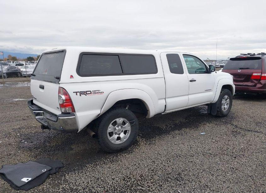 Photo 4 of 2013 Toyota Tacoma (VIN 5TFUU4EN6DX080371)