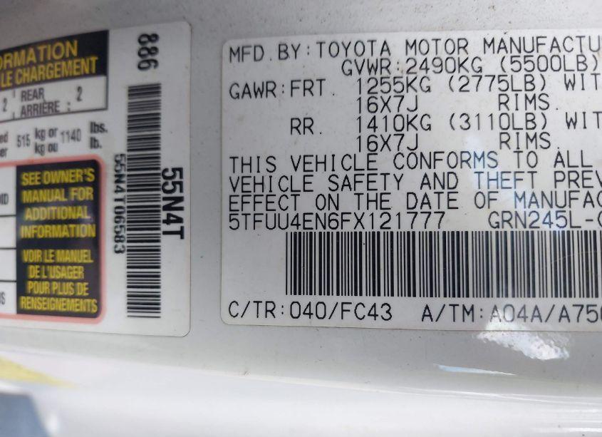 Photo 9 of 2015 Toyota Tacoma BASE V6 (VIN 5TFUU4EN6FX121777)