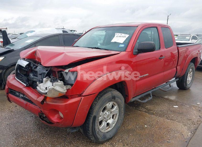 Photo 2 of 2011 Toyota Tacoma ACCESS CAB (VIN 5TFUU4EN8BX005572)