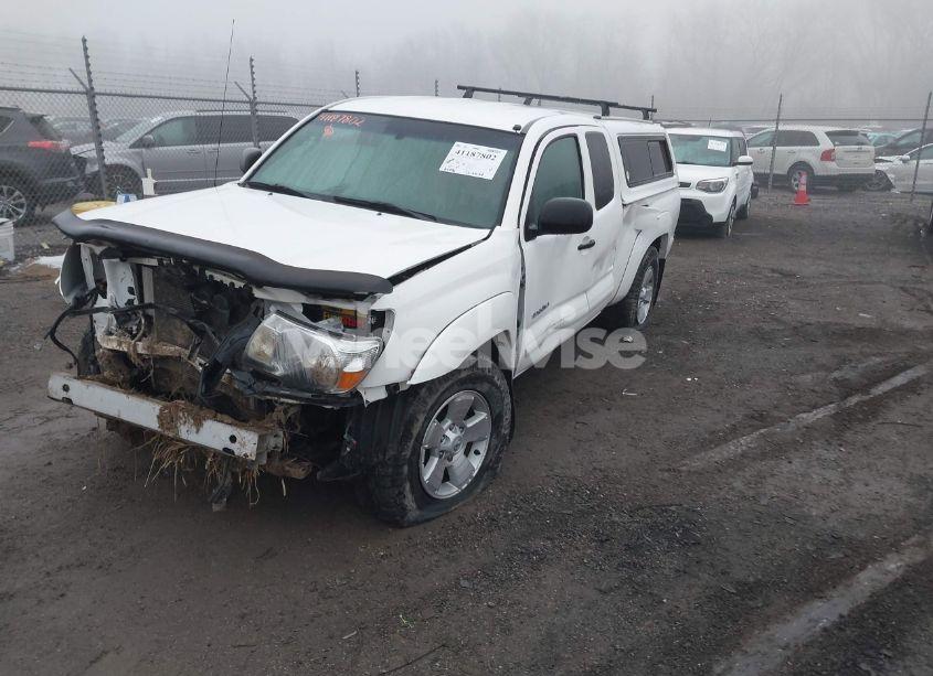 Photo 2 of 2011 Toyota Tacoma ACCESS CAB (VIN 5TFUU4EN8BX019682)