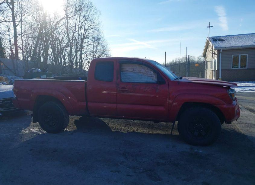 Photo 14 of 2015 Toyota Tacoma BASE V6 (VIN 5TFUU4EN8FX141903)