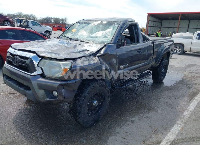 Photo 2 of 2014 Toyota Tacoma BASE V6 (VIN 5TFUU4EN9EX107113)