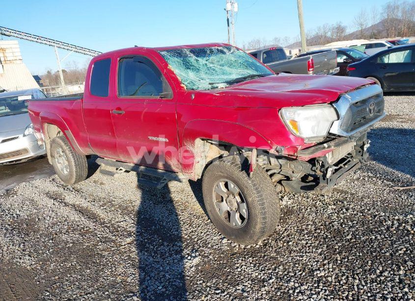 2015 Toyota Tacoma ACCESS CAB/TRD PRO (VIN 5TFUU4EN9FX125533) main photo