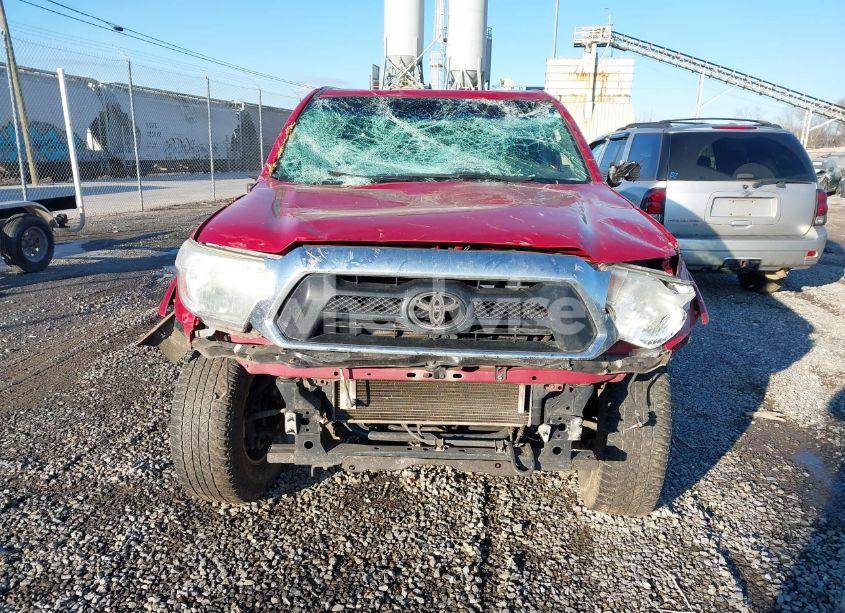 Photo 13 of 2015 Toyota Tacoma ACCESS CAB/TRD PRO (VIN 5TFUU4EN9FX125533)