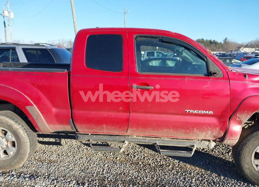 Photo 14 of 2015 Toyota Tacoma ACCESS CAB/TRD PRO (VIN 5TFUU4EN9FX125533)