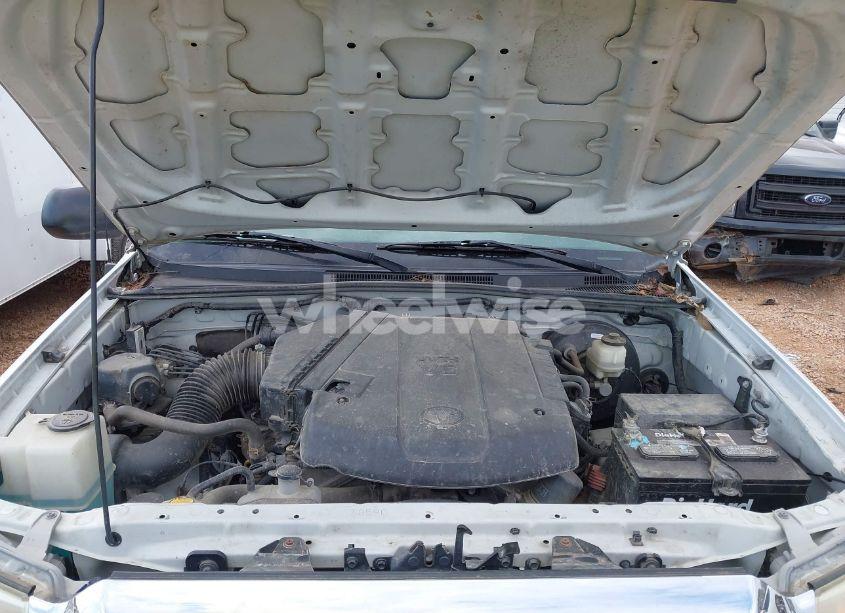 Photo 10 of 2015 Toyota Tacoma ACCESS CAB/TRD PRO (VIN 5TFUU4EN9FX127038)
