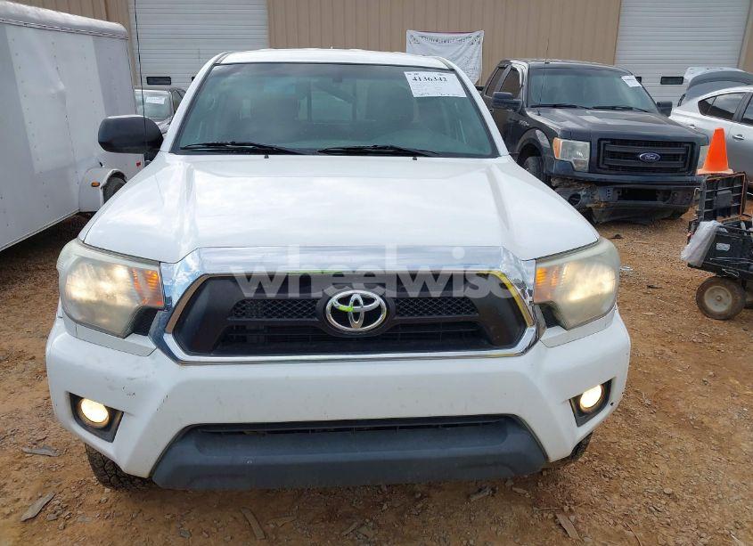 Photo 12 of 2015 Toyota Tacoma ACCESS CAB/TRD PRO (VIN 5TFUU4EN9FX127038)