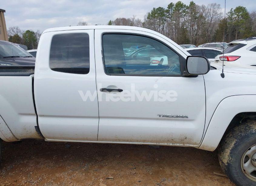 Photo 13 of 2015 Toyota Tacoma ACCESS CAB/TRD PRO (VIN 5TFUU4EN9FX127038)