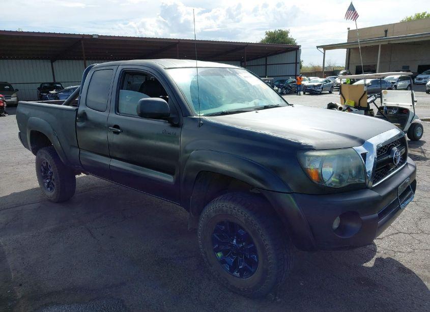 2011 Toyota Tacoma BASE V6 (VIN 5TFUU4ENXBX022051) main photo